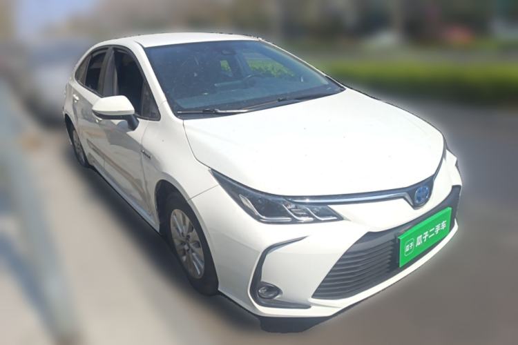 Used Toyota Corolla 2021 Dual-Engine 1.8L E-CVT Pioneer Edition Front Right 45 Deg