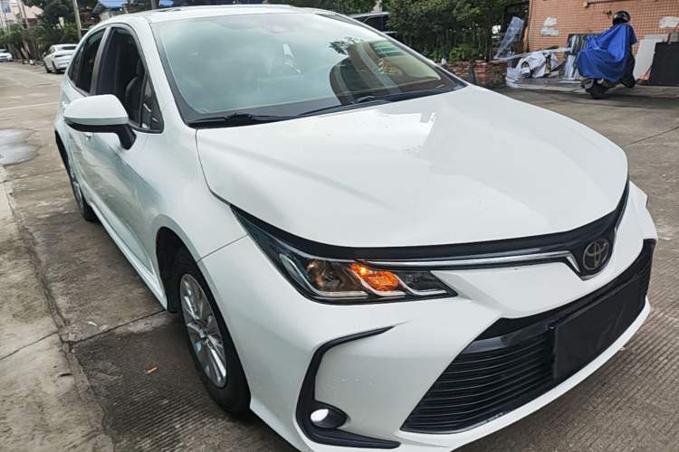 Used Toyota Corolla 2021 1.2T S-CVT Elite Edition Front Right 45 Deg