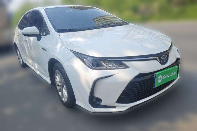 Used Toyota Corolla 2021 Dual-Motor 1.8L E-CVT Elite Edition Front Right 45 Deg