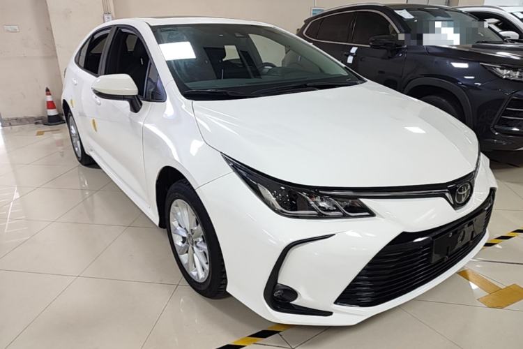 Used Toyota Corolla 2021 1.2T S-CVT Luxury Edition Front Right 45 Deg