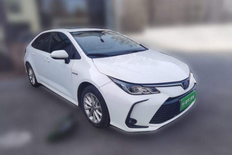 Used Toyota Corolla 2021 Dual-Motor 1.8L E-CVT Elite Edition Front Right 45 Deg