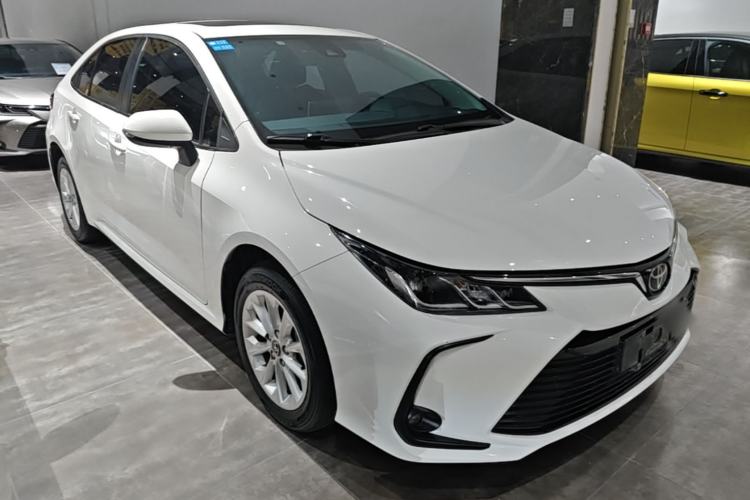 Used Toyota Corolla 2021 1.2T S-CVT Elite PLUS Edition Front Right 45 Deg