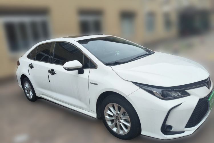 Used Toyota Corolla 2021 Dual-Motor 1.8L E-CVT Elite Edition Front Right 45 Deg