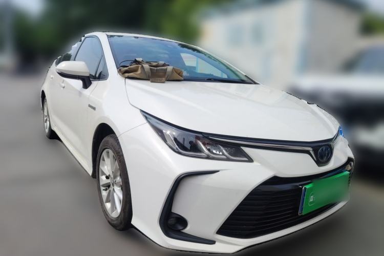 Used Toyota Corolla 2021 Dual-Motor 1.8L E-CVT Elite Edition Front Right 45 Deg