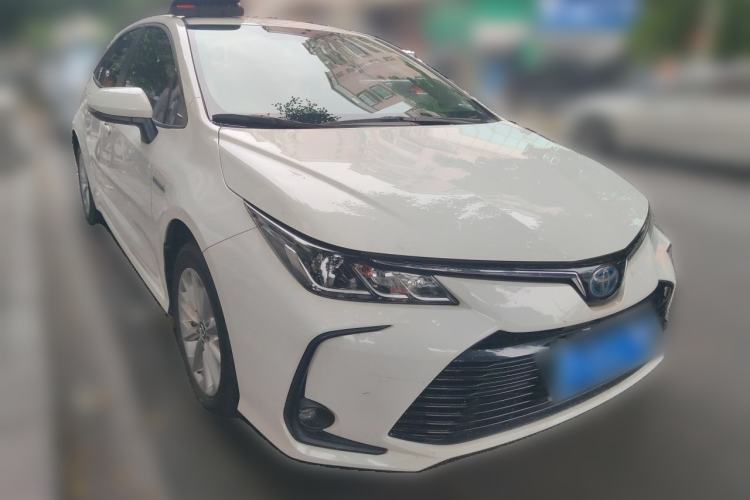 Used Toyota Corolla 2021 Dual-Motor 1.8L E-CVT Elite Edition Front Right 45 Deg