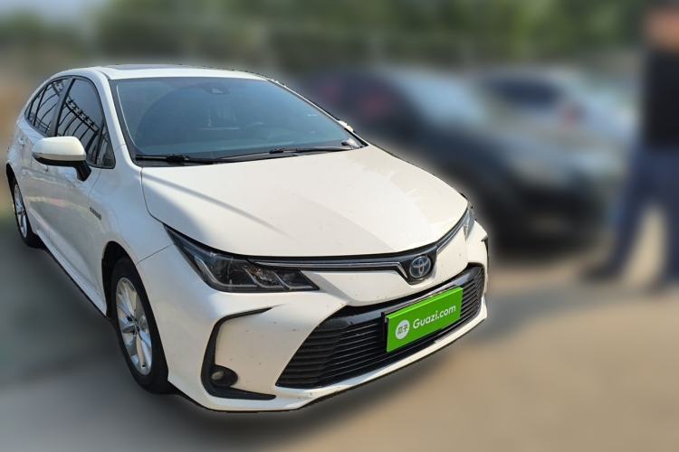 Used Toyota Corolla 2021 Dual-Motor 1.8L E-CVT Elite Edition Front Right 45 Deg
