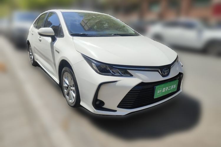 Used Toyota Corolla 2021 Dual-Motor 1.8L E-CVT Elite Edition Front Right 45 Deg