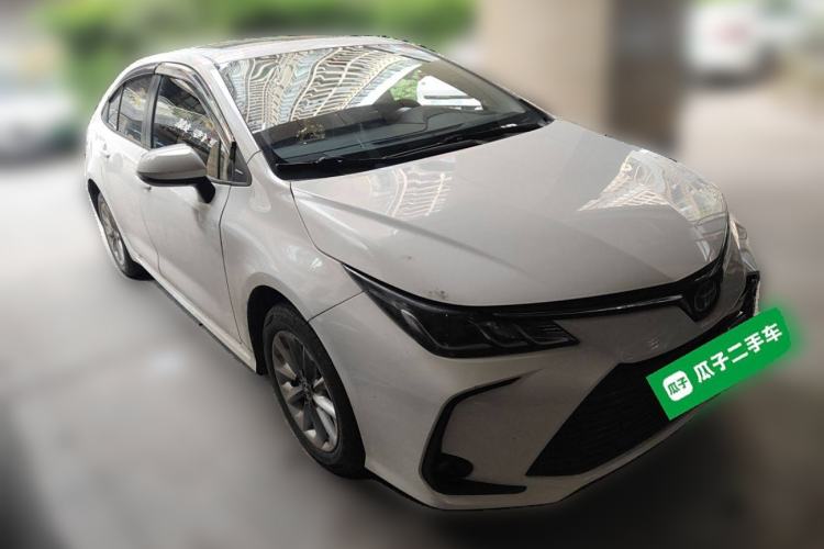 Used Toyota Corolla 2021 Dual-Motor 1.8L E-CVT Elite Edition Front Right 45 Deg