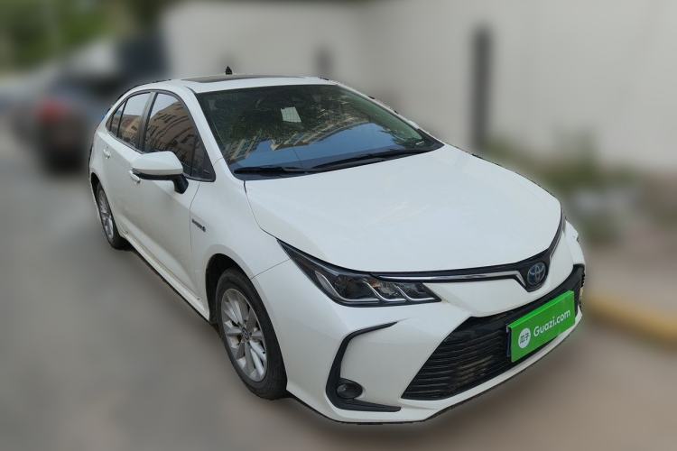 Used Toyota Corolla 2021 Dual-Motor 1.8L E-CVT Elite Edition Front Right 45 Deg