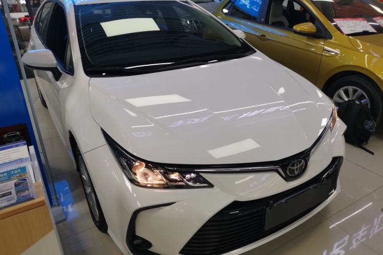 Used Toyota Corolla 2021 1.2T S-CVT Elite PLUS Edition Front Right 45 Deg