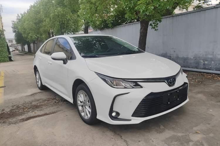 Used Toyota Corolla 2021 1.2T S-CVT Elite PLUS Edition Front Right 45 Deg