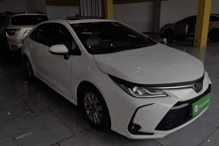 Used Toyota Corolla 2021 TNGA 1.5L CVT Elite Edition Front Right 45 Deg