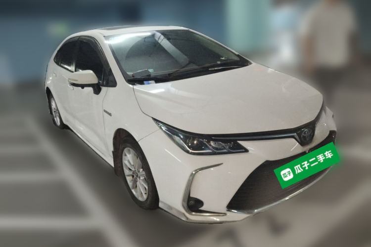 Used Toyota Corolla 2021 Dual-Motor 1.8L E-CVT Elite Edition Front Right 45 Deg