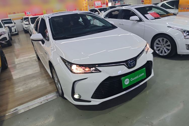 Used Toyota Corolla 2021 Dual-Motor 1.8L E-CVT Elite Edition Front Right 45 Deg