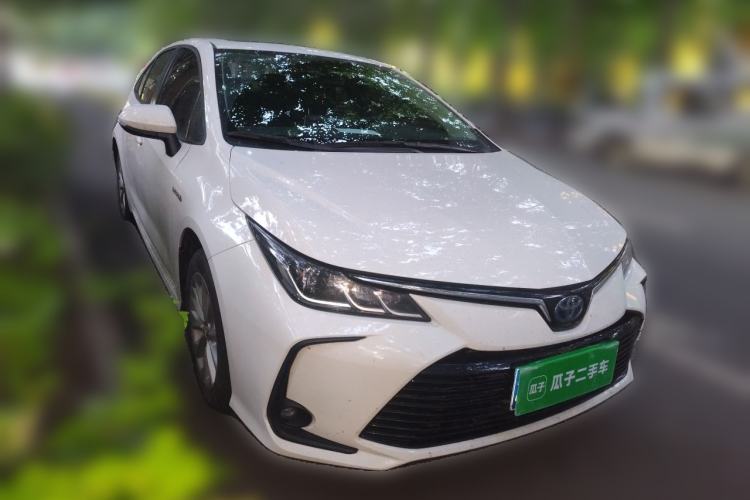 Used Toyota Corolla 2021 Dual-Motor 1.8L E-CVT Elite Edition Front Right 45 Deg