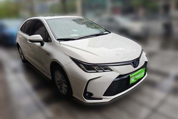Used Toyota Corolla 2021 Dual-Motor 1.8L E-CVT Elite Edition Front Right 45 Deg