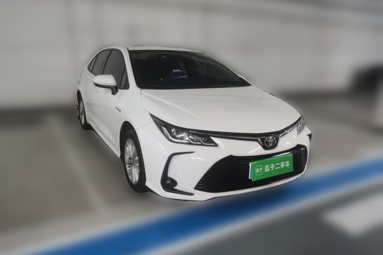 Used Toyota Corolla 2021 Dual-Motor 1.8L E-CVT Elite Edition Front Right 45 Deg