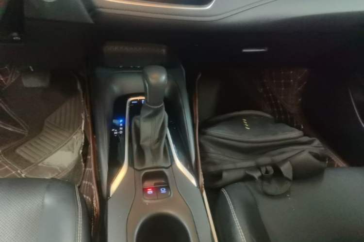Used Toyota Corolla 2021 1.2T S-CVT Luxury Edition Gear Lever
