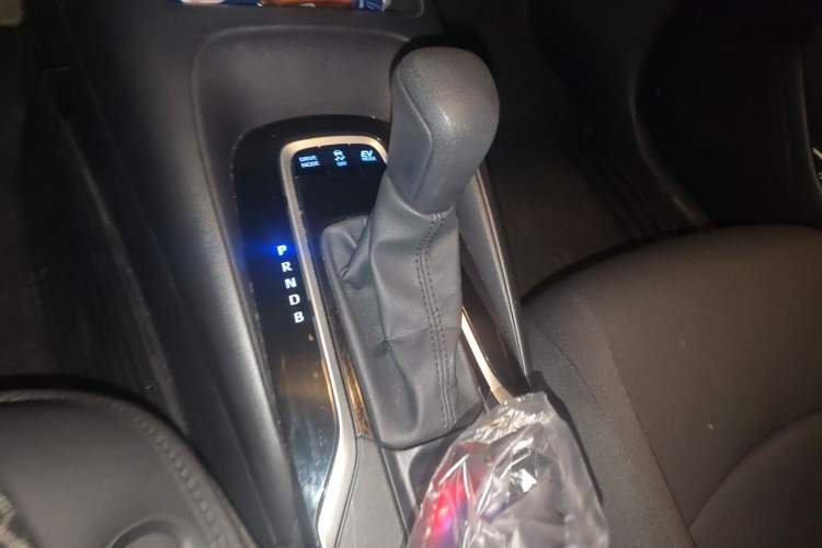 Used Toyota Corolla 2021 Dual-Motor 1.8L E-CVT Elite Edition Gear Lever