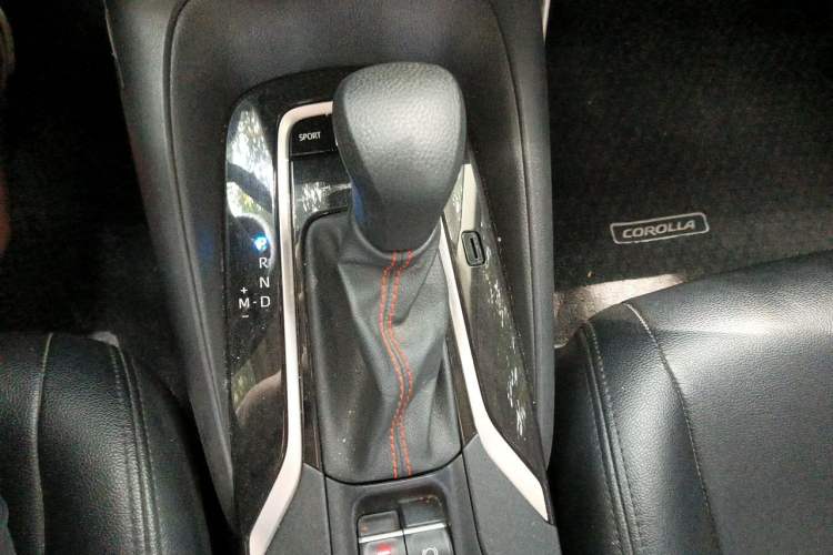 Used Toyota Corolla 2021 1.2T S-CVT Pioneer PLUS Edition Gear Lever