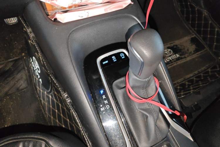 Used Toyota Corolla 2021 1.2T S-CVT Luxury Edition Gear Lever