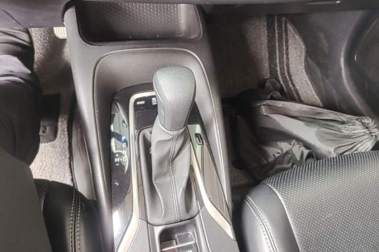 Used Toyota Corolla 2021 1.2T S-CVT Pioneer Edition Gear Lever