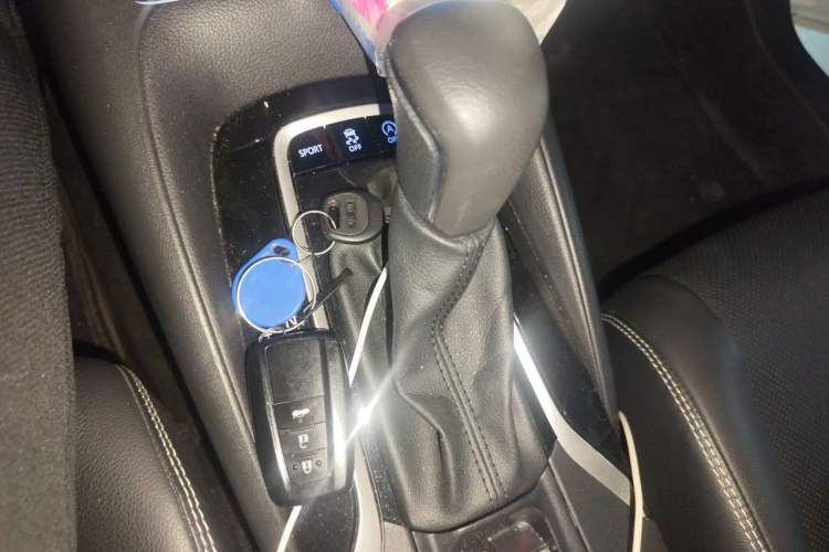 Used Toyota Corolla 2021 1.2T S-CVT Luxury Edition Gear Lever