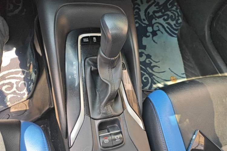 Used Toyota Corolla 2021 Dual-Motor 1.8L E-CVT Elite Edition Gear Lever