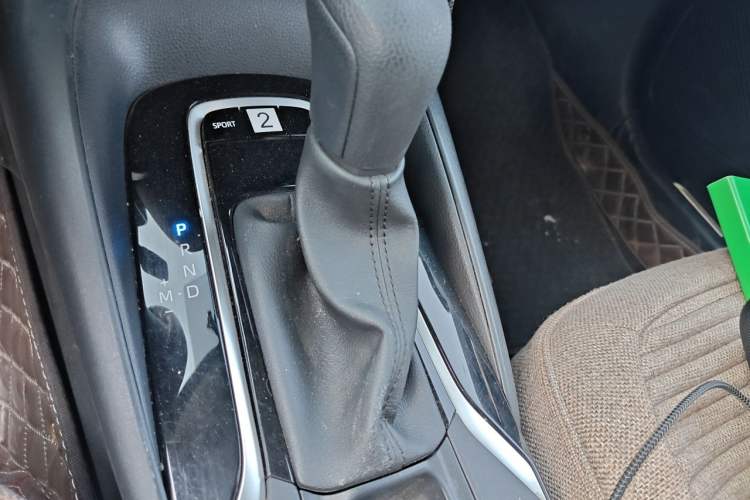 Used Toyota Corolla 2021 TNGA 1.5L CVT Elite Edition Gear Lever