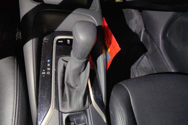 Used Toyota Corolla 2021 1.2T S-CVT Elite Edition Gear Lever