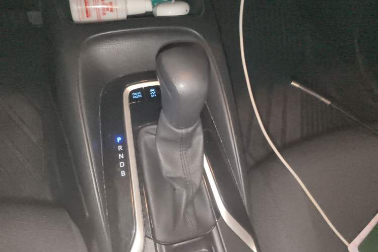 Used Toyota Corolla 2021 Dual-Motor 1.8L E-CVT Elite Edition Gear Lever