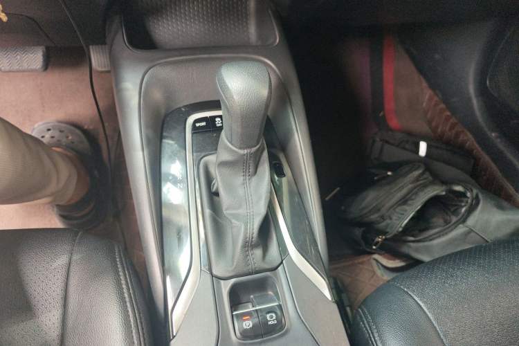 Used Toyota Corolla 2021 1.2T S-CVT Pioneer Edition Gear Lever