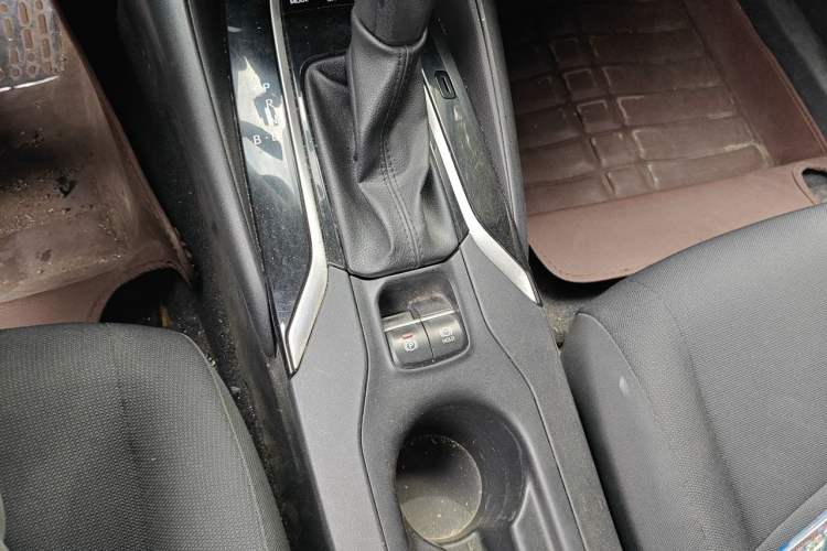 Used Toyota Corolla 2021 Dual-Engine 1.8L E-CVT Pioneer Edition Gear Lever