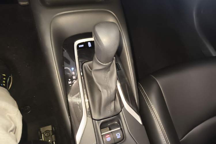 Used Toyota Corolla 2021 1.2T S-CVT Pioneer Edition Gear Lever