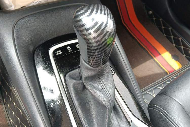 Used Toyota Corolla 2021 Dual-Motor 1.8L E-CVT Elite Edition Gear Lever
