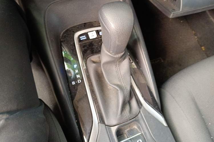 Used Toyota Corolla 2021 Dual-Motor 1.8L E-CVT Elite Edition Gear Lever