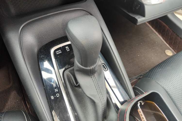 Used Toyota Corolla 2021 Dual-Motor 1.8L E-CVT Elite Edition Gear Lever