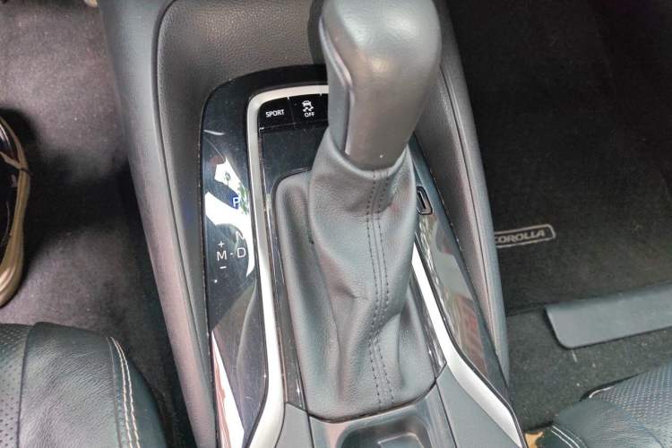 Used Toyota Corolla 2021 1.2T S-CVT Luxury Edition Gear Lever