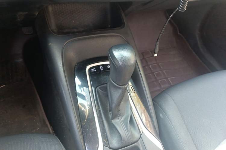 Used Toyota Corolla 2021 Dual-Engine 1.8L E-CVT Pioneer Edition Gear Lever