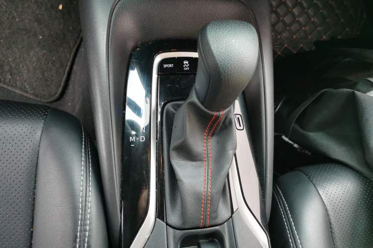 Used Toyota Corolla 2021 1.2T S-CVT Luxury Edition Gear Lever