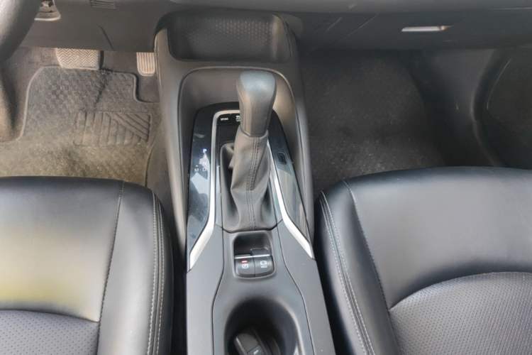 Used Toyota Corolla 2021 1.2T S-CVT Elite Edition Gear Lever