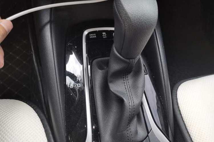 Used Toyota Corolla 2021 Dual-Motor 1.8L E-CVT Elite Edition Gear Lever