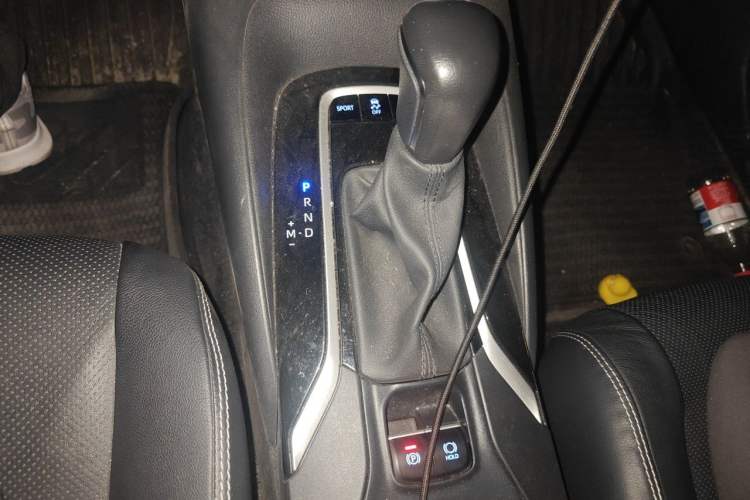 Used Toyota Corolla 2021 1.2T S-CVT Luxury Edition Gear Lever