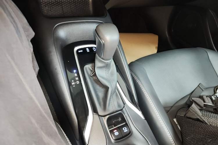 Used Toyota Corolla 2021 1.2T S-CVT Luxury Edition Gear Lever