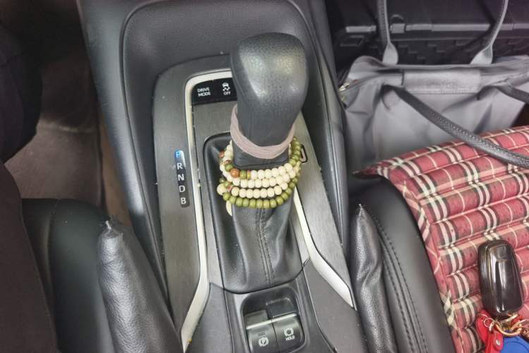 Used Toyota Corolla 2021 Dual-Motor 1.8L E-CVT Elite Edition Gear Lever