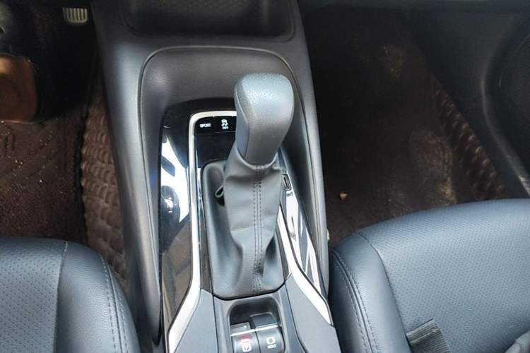 Used Toyota Corolla 2021 1.2T S-CVT Elite Edition Gear Lever