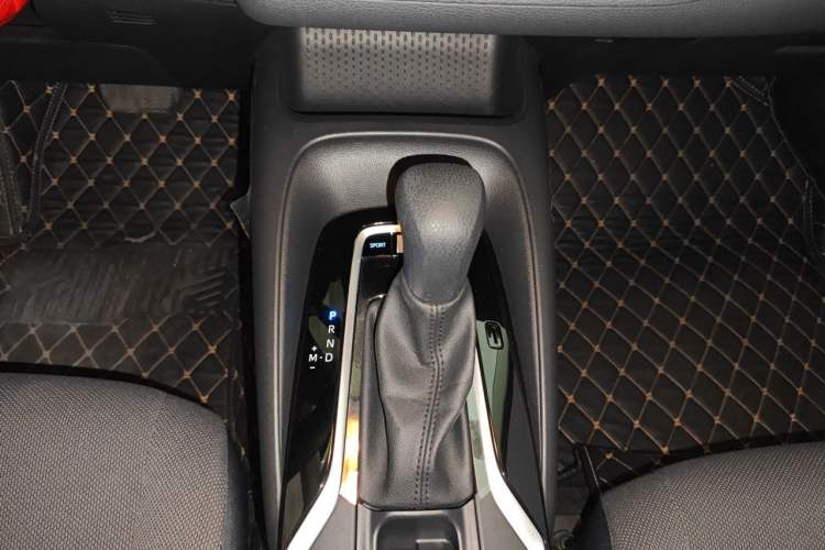 Used Toyota Corolla 2021 TNGA 1.5L CVT Elite Edition Gear Lever