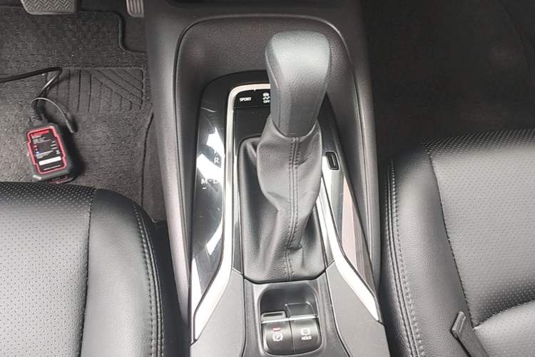 Used Toyota Corolla 2021 TNGA 1.5L CVT Pioneer Edition Gear Lever