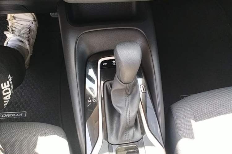 Used Toyota Corolla 2021 TNGA 1.5L CVT Pioneer Edition Gear Lever