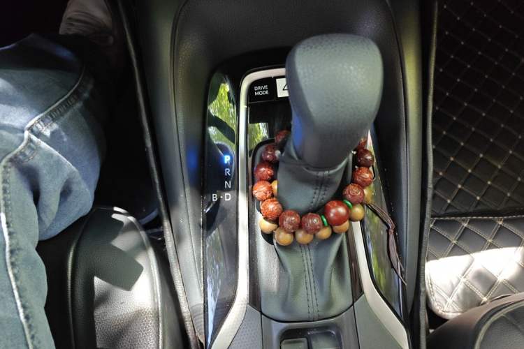 Used Toyota Corolla 2021 Dual-Motor 1.8L E-CVT Elite Edition Gear Lever